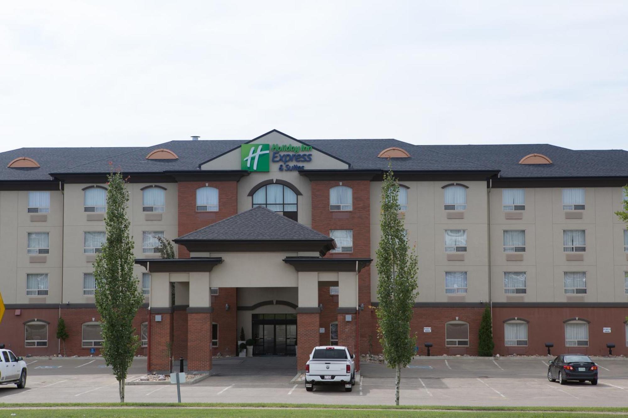 Holiday Inn Express & Suites Drayton Valley By Ihg Esterno foto