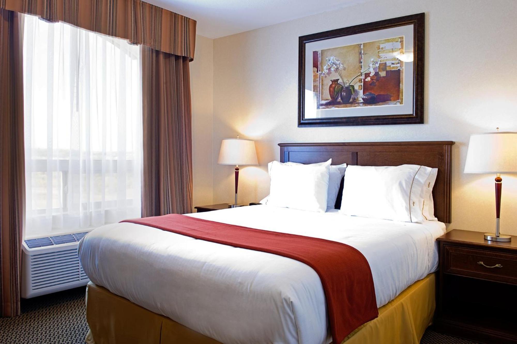Holiday Inn Express & Suites Drayton Valley By Ihg Esterno foto