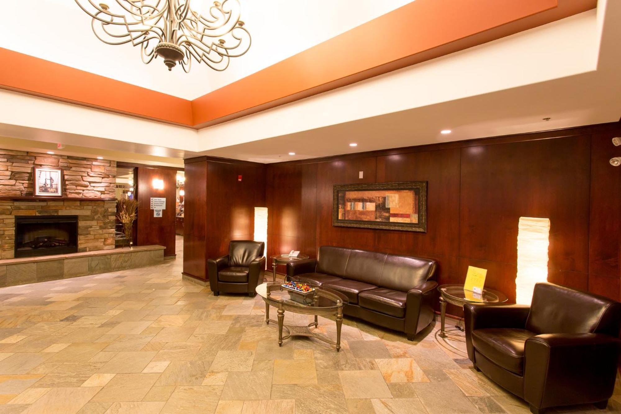 Holiday Inn Express & Suites Drayton Valley By Ihg Esterno foto